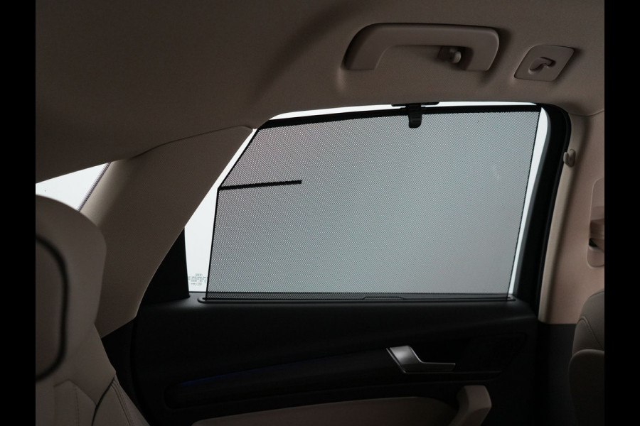 Audi Q5 Sportback 50 TFSI e S Line Plug In Hybrid 300pk Dealer O.H PHEV | Luchtvering | Matrix LED | 21"Audi Sport L.M | Sfeerverlichting | Lederen Sportstoelen Verwarmd | Cruise Control | Navigatie | Virtual | DAB |