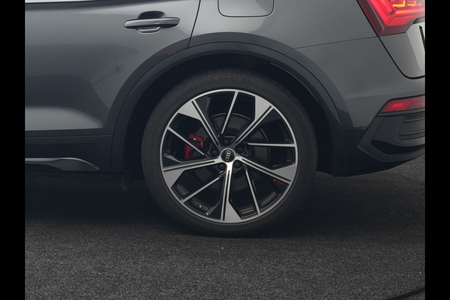 Audi Q5 Sportback 50 TFSI e S Line Plug In Hybrid 300pk Dealer O.H PHEV | Luchtvering | Matrix LED | 21"Audi Sport L.M | Sfeerverlichting | Lederen Sportstoelen Verwarmd | Cruise Control | Navigatie | Virtual | DAB |