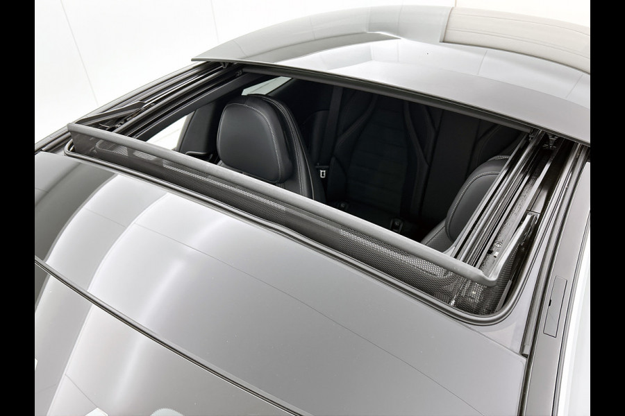 Mercedes-Benz CLE Coupé 300 e AMG Plug-In Hybride AMG Line Premium Plus | Night Pakket | Trekhaak | Distronic | Panorama Schuif-Kanteldak | Stuur en Stoelverwarming. Inclusief 24 maanden MB Certified garantie voor Europa.
