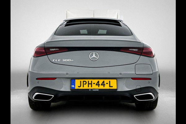 Mercedes-Benz CLE Coupé 300 e AMG Plug-In Hybride AMG Line Premium Plus | Night Pakket | Trekhaak | Distronic | Panorama Schuif-Kanteldak | Stuur en Stoelverwarming. Inclusief 24 maanden MB Certified garantie voor Europa.