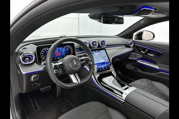 Mercedes-Benz CLE Coupé 300 e AMG Plug-In Hybride AMG Line Premium Plus | Night Pakket | Trekhaak | Distronic | Panorama Schuif-Kanteldak | Stuur en Stoelverwarming. Inclusief 24 maanden MB Certified garantie voor Europa.