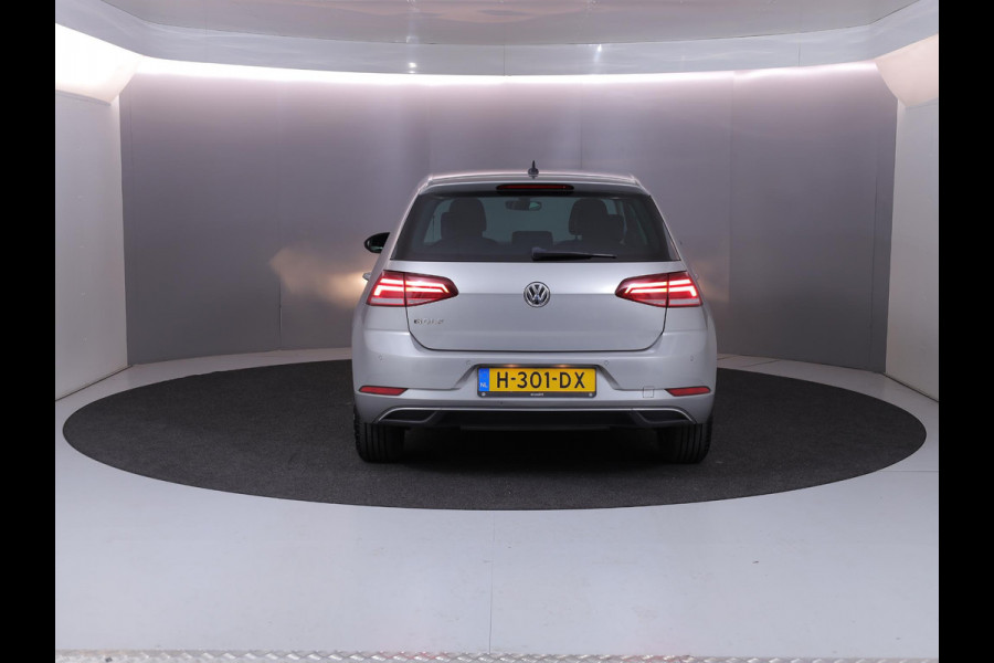 Volkswagen Golf 1.0 TSI Comfortline 115pk 6bak| LM-velgen| Navi| extra getint glas|