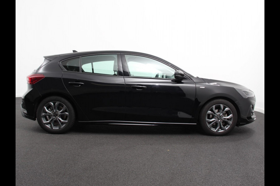 Ford Focus 1.0 EcoBoost Hybrid ST Line Navigatie Climate Control Led Dab Camera Parkeer sensoren Cruise Control Lichtmetalen velgen