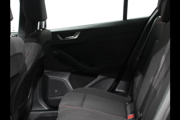 Ford Focus 1.0 EcoBoost Hybrid ST Line Navigatie Climate Control Led Dab Camera Parkeer sensoren Cruise Control Lichtmetalen velgen