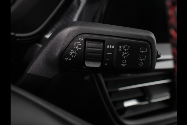 Ford Focus 1.0 EcoBoost Hybrid ST Line Navigatie Climate Control Led Dab Camera Parkeer sensoren Cruise Control Lichtmetalen velgen