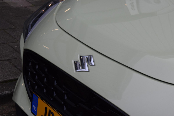 Suzuki Swift 1.2 Style Smart Hybrid|Carplay|Camera