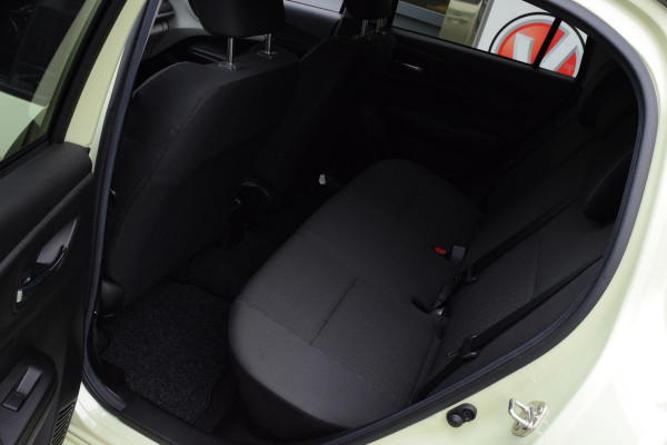 Suzuki Swift 1.2 Style Smart Hybrid|Carplay|Camera