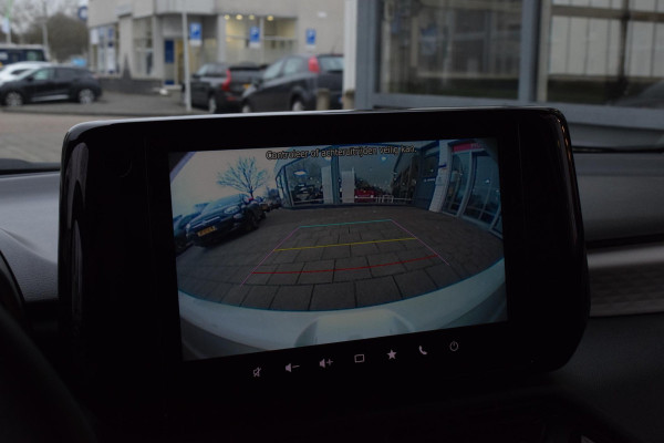 Suzuki Swift 1.2 Style Smart Hybrid|Carplay|Camera