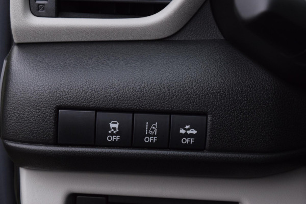 Suzuki Swift 1.2 Style Smart Hybrid|Carplay|Camera