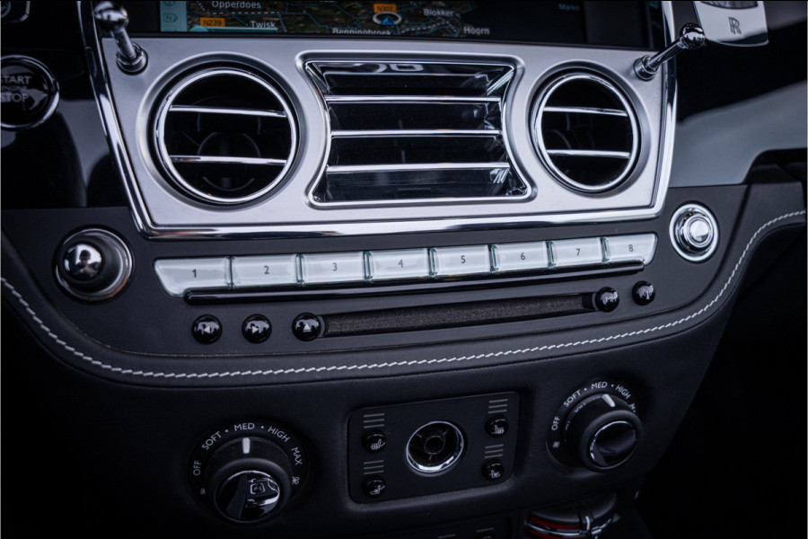 Rolls-Royce Dawn 6.6 V12 - Bespoke Audio | Stoelkoeling & Massage | Memory | ACC