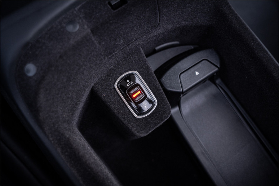 Rolls-Royce Dawn 6.6 V12 - Bespoke Audio | Stoelkoeling & Massage | Memory | ACC