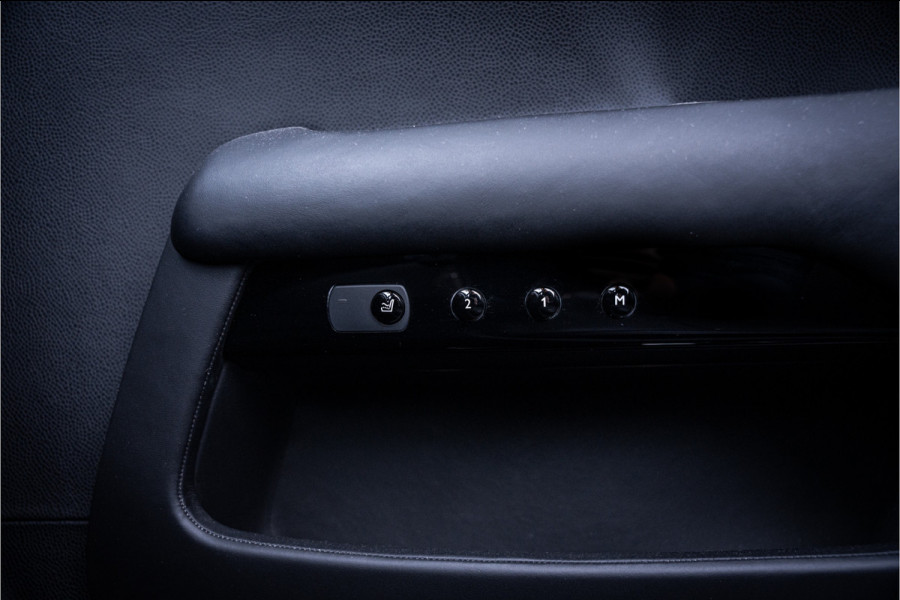 Rolls-Royce Dawn 6.6 V12 - Bespoke Audio | Stoelkoeling & Massage | Memory | ACC