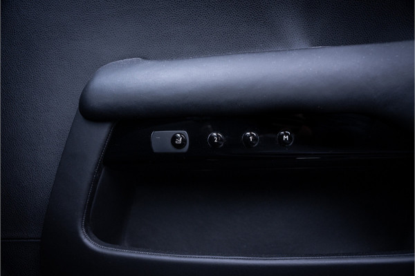 Rolls-Royce Dawn 6.6 V12 - Bespoke Audio | Stoelkoeling & Massage | Memory | ACC