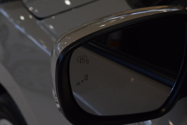 Suzuki Swift 1.2 Style Smart Hybrid|Carplay|Camera