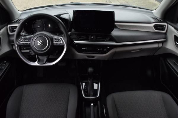 Suzuki Swift 1.2 Style Smart Hybrid|Carplay|Camera