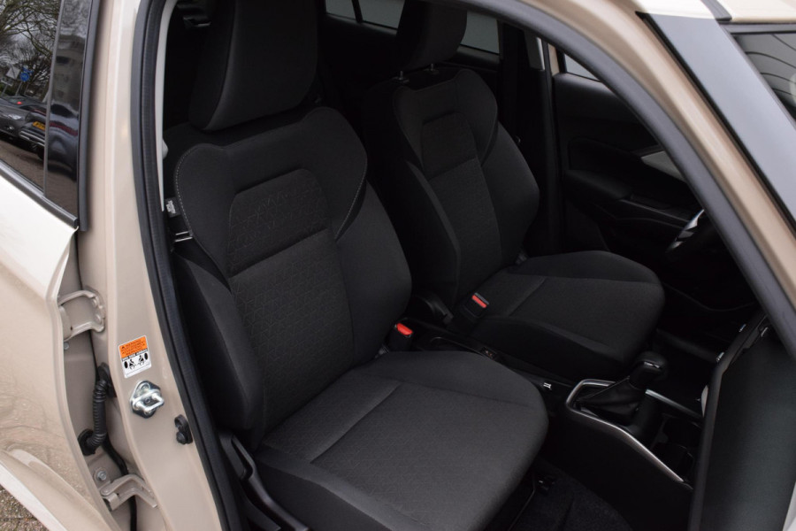 Suzuki Swift 1.2 Style Smart Hybrid|Carplay|Camera