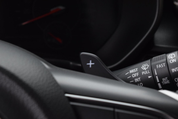 Suzuki Swift 1.2 Style Smart Hybrid|Carplay|Camera