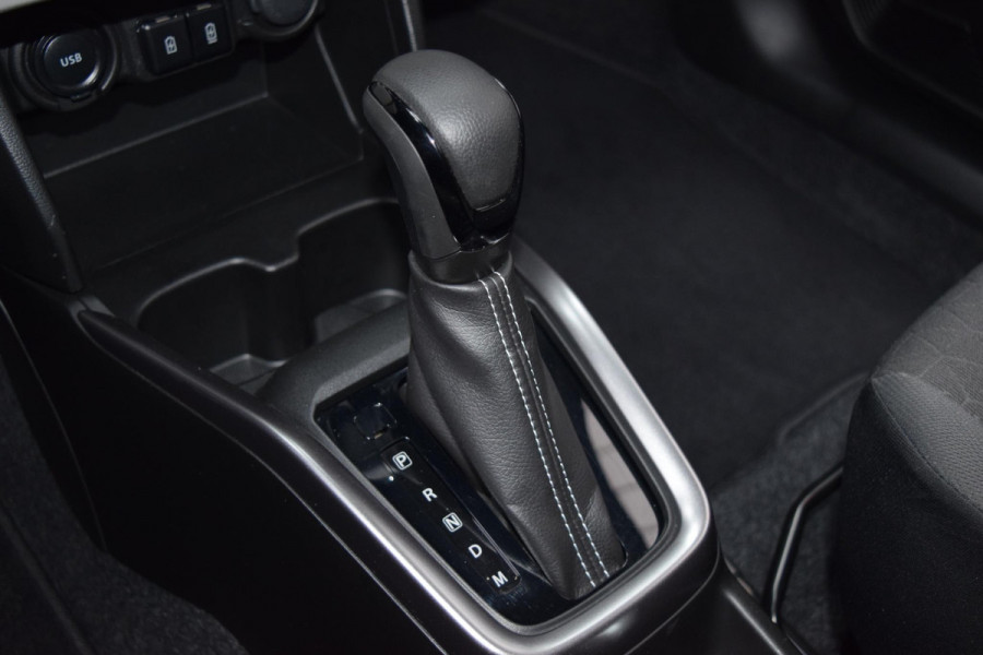 Suzuki Swift 1.2 Style Smart Hybrid|Carplay|Camera