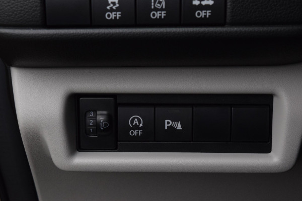 Suzuki Swift 1.2 Style Smart Hybrid|Carplay|Camera