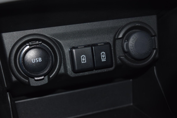 Suzuki Swift 1.2 Style Smart Hybrid|Carplay|Camera