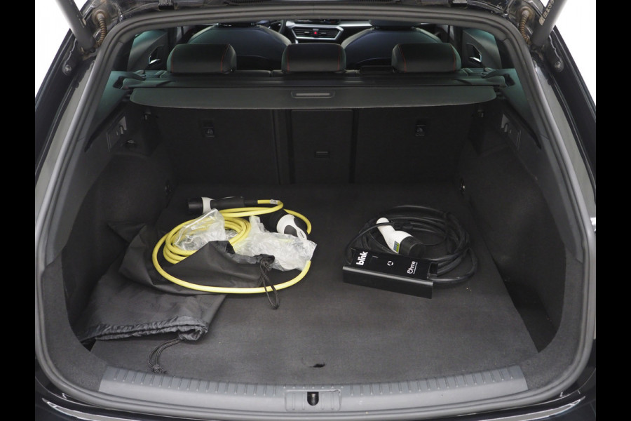 Seat Leon Sportstourer 1.4 TSI eHybrid PHEV FR | Camera | Keyless | Adaptive Cruise | Sfeerverlichting | Virtual | Carplay