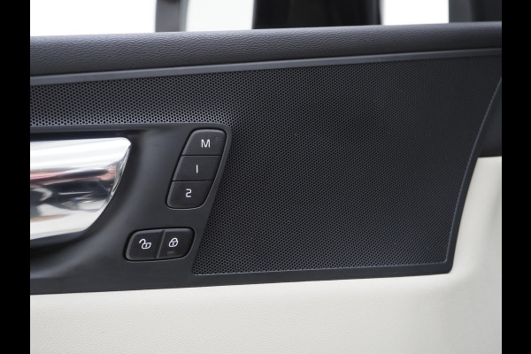 Volvo XC60 2.0 Recharge T8 AWD Inscription | Panoramadak | Pilot Assist | 360 | Memory | BLIS | Virtual | LED | Carplay