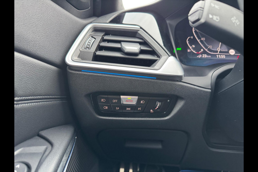 BMW 3 Serie Touring 330e High Executive M sport Panorama Leder Camera