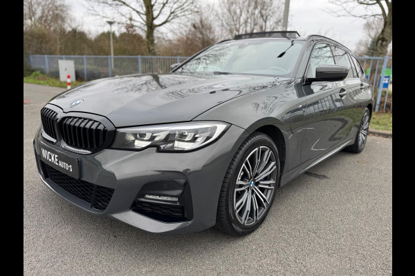 BMW 3 Serie Touring 330e High Executive M sport Panorama Leder Camera