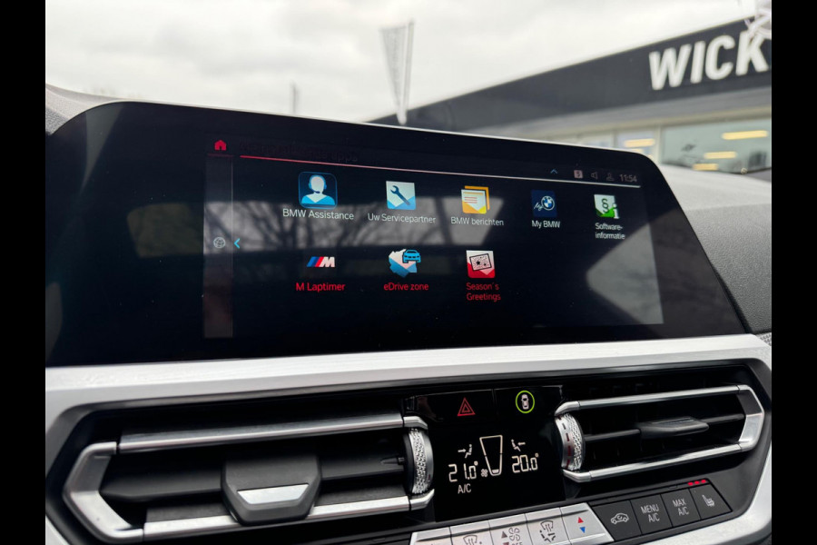 BMW 3 Serie Touring 330e High Executive M sport Panorama Leder Camera