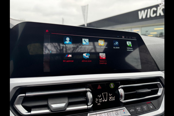 BMW 3 Serie Touring 330e High Executive M sport Panorama Leder Camera