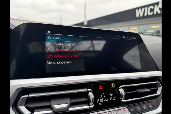 BMW 3 Serie Touring 330e High Executive M sport Panorama Leder Camera