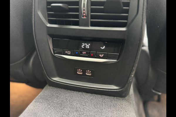 BMW 3 Serie Touring 330e High Executive M sport Panorama Leder Camera