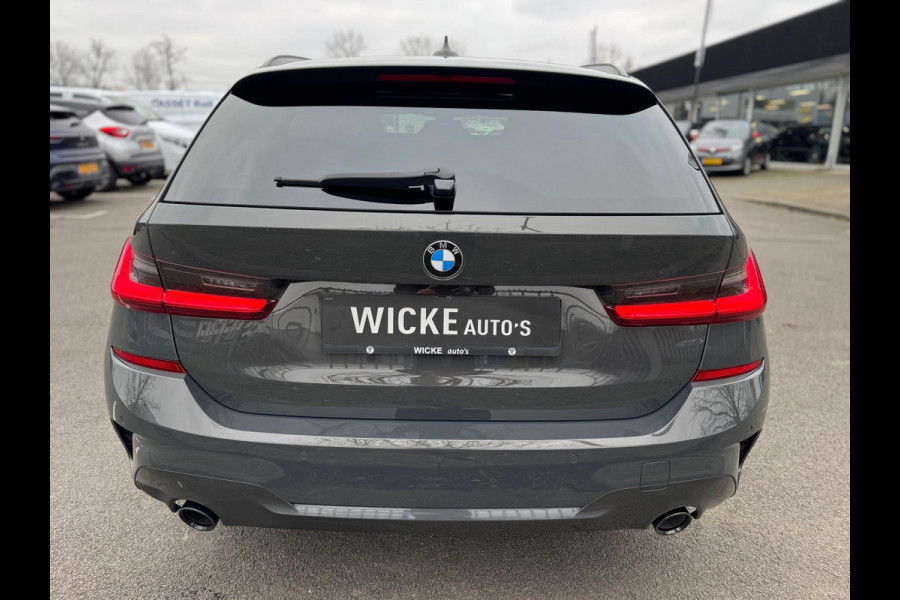 BMW 3 Serie Touring 330e High Executive M sport Panorama Leder Camera