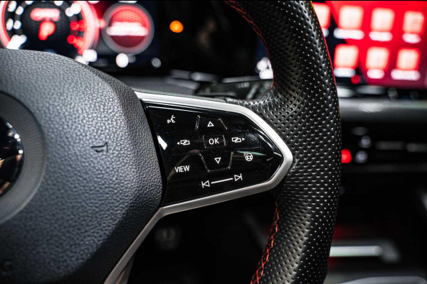 Volkswagen Golf 2.0 TSI CLUBSPORT|IQLIGHT|PANO|AUT|DYNA