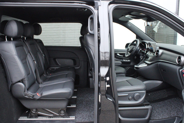 Mercedes-Benz V-Klasse 250d / Lang / AMG / DC / 2x Schuifdeur / 12.000KM!! / Camera / NIEUWSTAAT