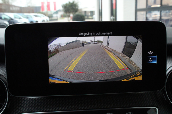 Mercedes-Benz V-Klasse 250d / Lang / AMG / DC / 2x Schuifdeur / 12.000KM!! / Camera / NIEUWSTAAT