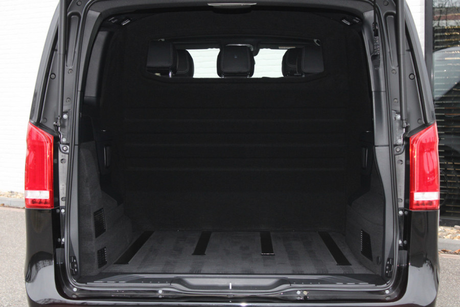 Mercedes-Benz V-Klasse 250d / Lang / AMG / DC / 2x Schuifdeur / 12.000KM!! / Camera / NIEUWSTAAT