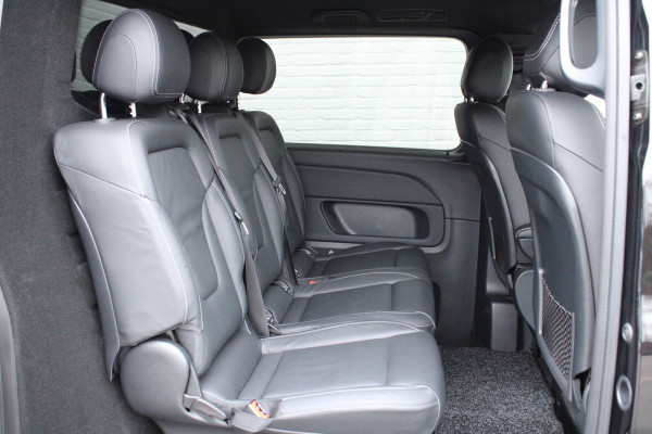 Mercedes-Benz V-Klasse 250d / Lang / AMG / DC / 2x Schuifdeur / 12.000KM!! / Camera / NIEUWSTAAT
