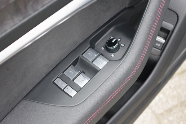 Audi A6 Limousine 55 TFSI e 367 PK Quattro Pro Line S-Line Competition PHEV, Panoramadak, RS-Sportstoelen, 360 Camera