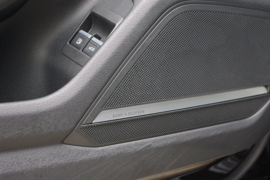 Audi A6 Limousine 55 TFSI e 367 PK Quattro Pro Line S-Line Competition PHEV, Panoramadak, RS-Sportstoelen, 360 Camera