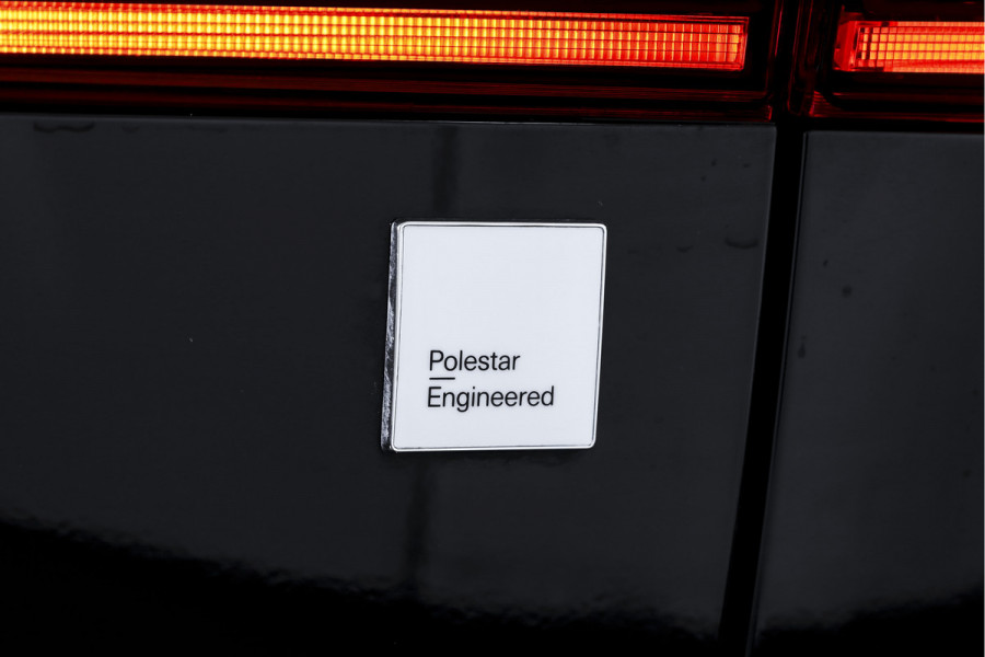Volvo XC60 2.0 T8 Plug-in-hybrid AWD Polestar Engineered - Facelift MY26 | Elek. trekhaak | S/K-Panodak | Dig.Cockpit | Adapt.Cruise | Harman/Kardon | Stoel+-Stuurverw. | Elek. stoelen | 360 Camera | NAV + App.Connect + NAV | ECC | LM 22" | 9218