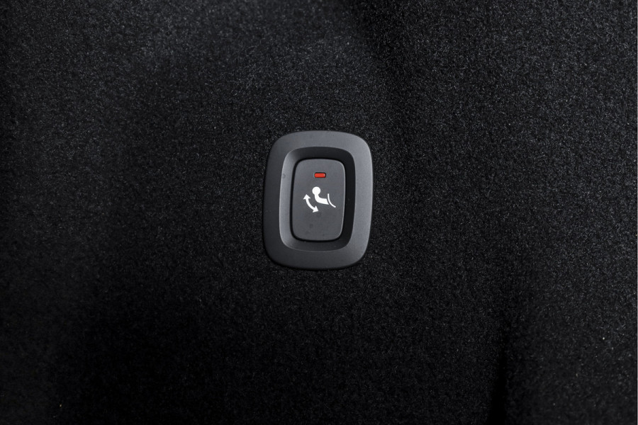 Volvo XC60 2.0 T8 Plug-in-hybrid AWD Polestar Engineered - Facelift MY26 | Elek. trekhaak | S/K-Panodak | Dig.Cockpit | Adapt.Cruise | Harman/Kardon | Stoel+-Stuurverw. | Elek. stoelen | 360 Camera | NAV + App.Connect + NAV | ECC | LM 22" | 9218