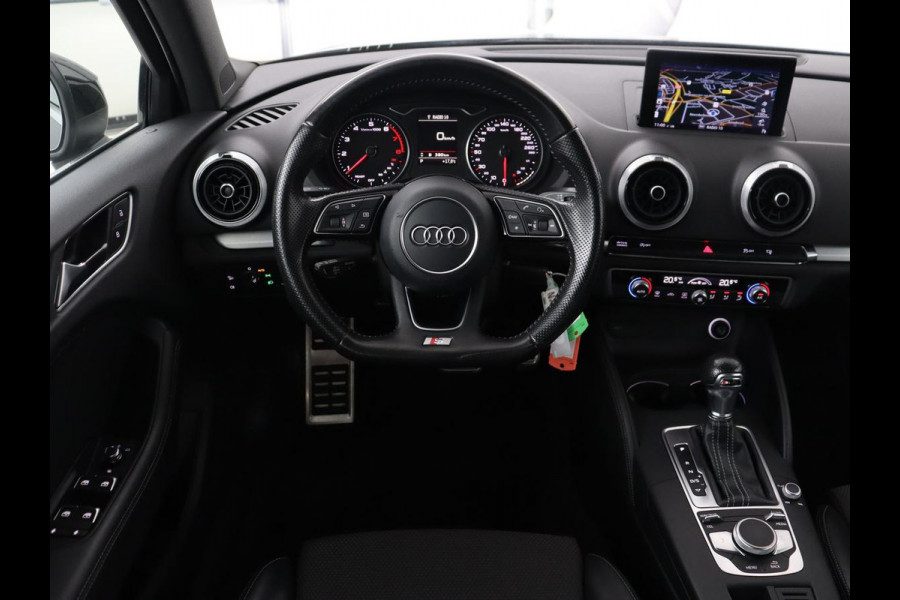 Audi A3 Limousine 1.4 TFSI Sport S Line Edition | Adaptive Cruise | LMV 18 inch | Wegklapbare trekhaak | Navigatie | Climate Control