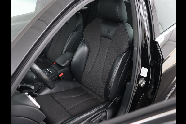 Audi A3 Limousine 1.4 TFSI Sport S Line Edition | Adaptive Cruise | LMV 18 inch | Wegklapbare trekhaak | Navigatie | Climate Control