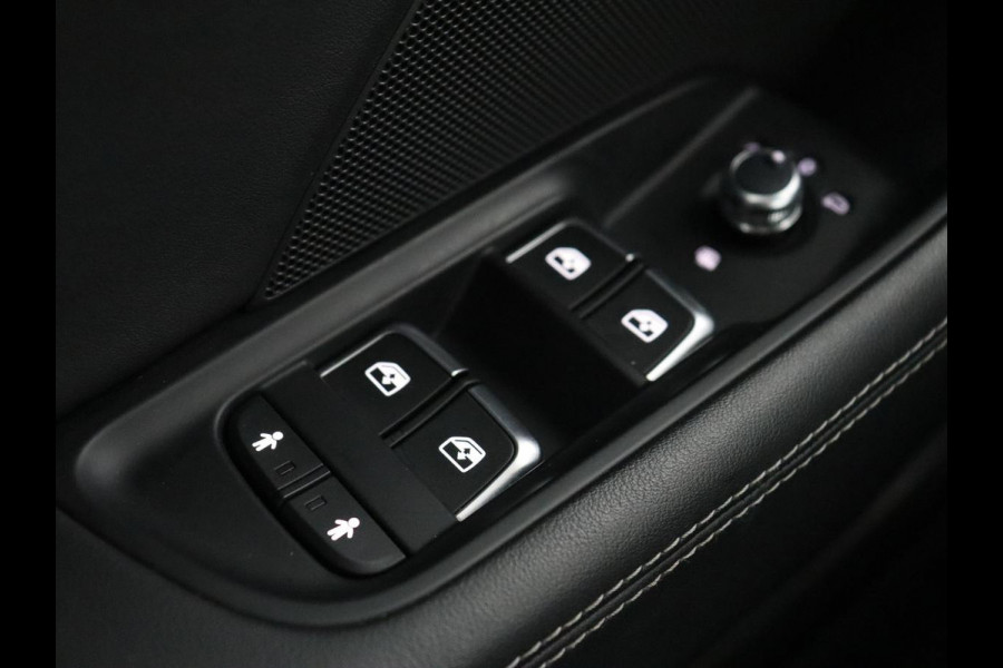 Audi A3 Limousine 1.4 TFSI Sport S Line Edition | Adaptive Cruise | LMV 18 inch | Wegklapbare trekhaak | Navigatie | Climate Control