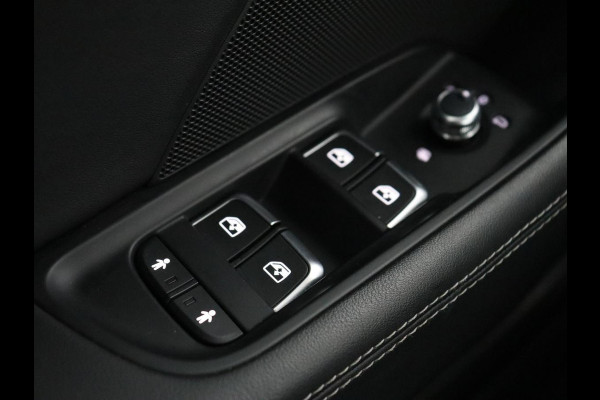 Audi A3 Limousine 1.4 TFSI Sport S Line Edition | Adaptive Cruise | LMV 18 inch | Wegklapbare trekhaak | Navigatie | Climate Control