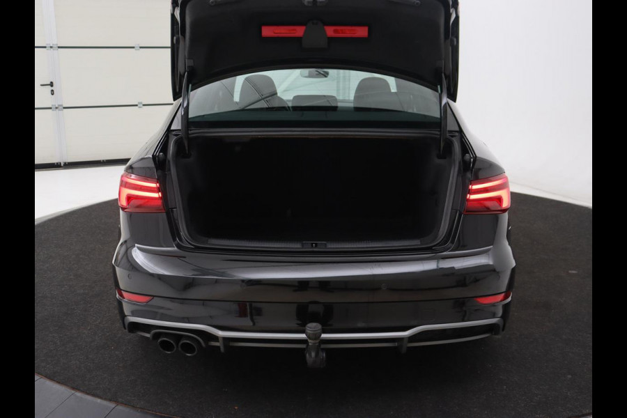 Audi A3 Limousine 1.4 TFSI Sport S Line Edition | Adaptive Cruise | LMV 18 inch | Wegklapbare trekhaak | Navigatie | Climate Control