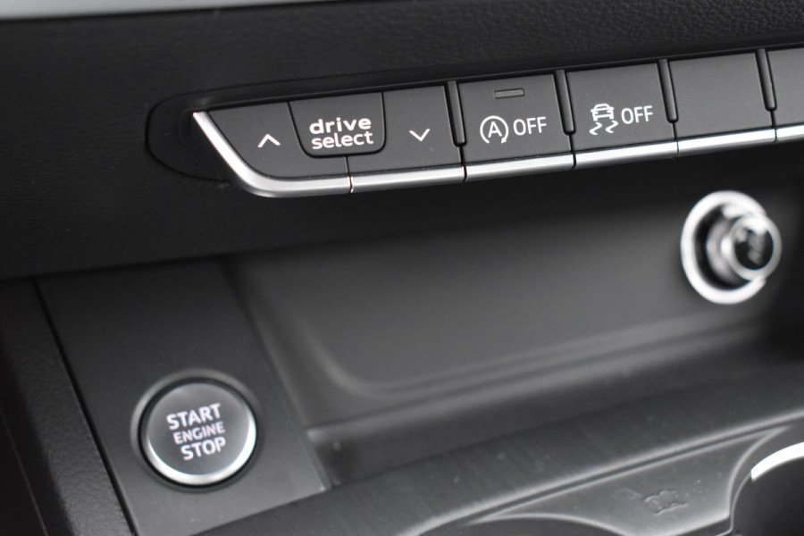 Audi A4 Limousine 2.0 TFSI S Line NAP Xenon Led DriveSelect Trekhaak StoelVw