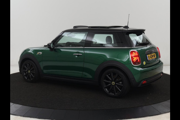 MINI Mini Electric Yours 33 kWh | Panoramadak | Camera | Head-up display | Cruise Control | keyless entry | Stoelverwarming | Navigatie