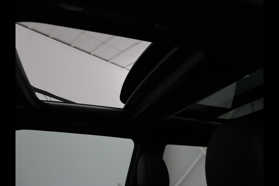 MINI Mini Electric Yours 33 kWh | Panoramadak | Camera | Head-up display | Cruise Control | keyless entry | Stoelverwarming | Navigatie